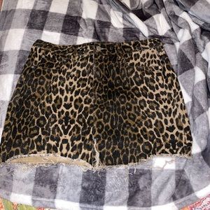 Cheetah print mini skirt. Size 31. Great condition